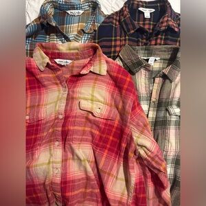 Set of 4 Old Navy Plaid Flannel Shirt